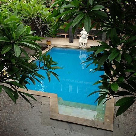 Kerti Beach Bungalow And Restaurant بادانجباى المظهر الخارجي الصورة