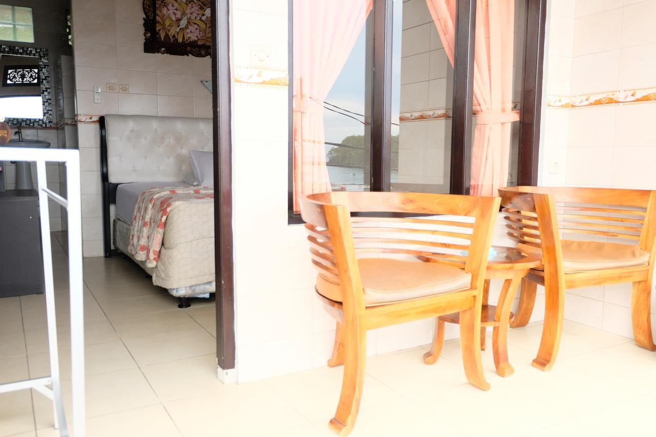Kerti Beach Bungalow And Restaurant بادانجباى المظهر الخارجي الصورة