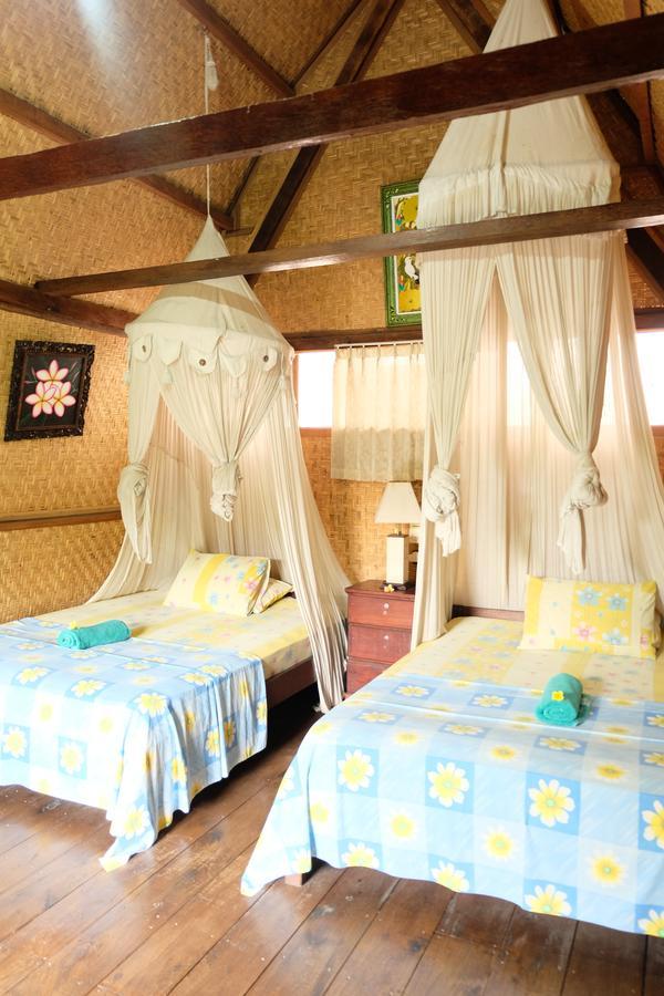 Kerti Beach Bungalow And Restaurant بادانجباى المظهر الخارجي الصورة